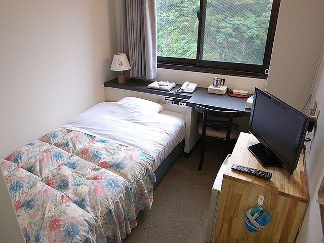 奄美ポートタワーホテル シングルルーム　11㎡