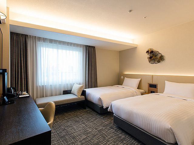 プレミアホテル-CABIN-大阪  4名1室（デラックスツイン2室利用）