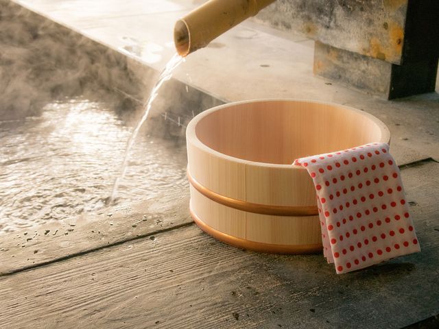 温泉でゆっくりイメージ