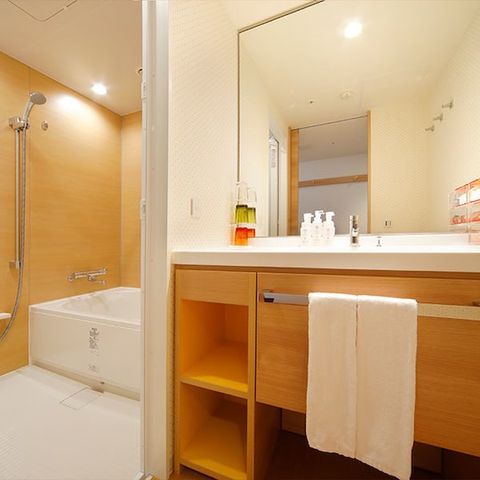 ホテルユニバーサルポートヴィータ 客室バスルーム(一例）