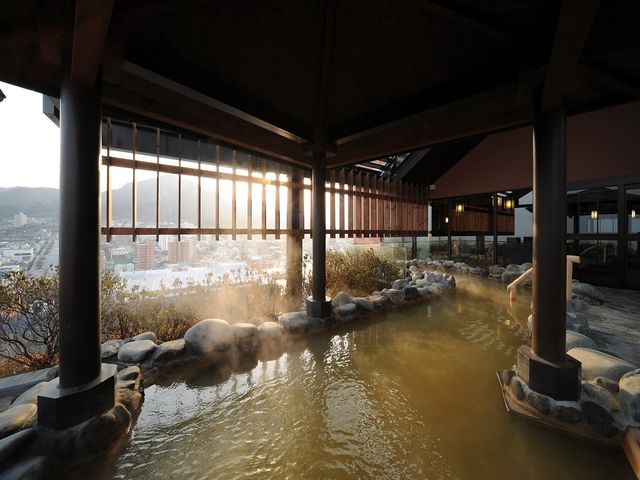 ラビスタ函館ベイ 函館の景色が一望できる岩風呂