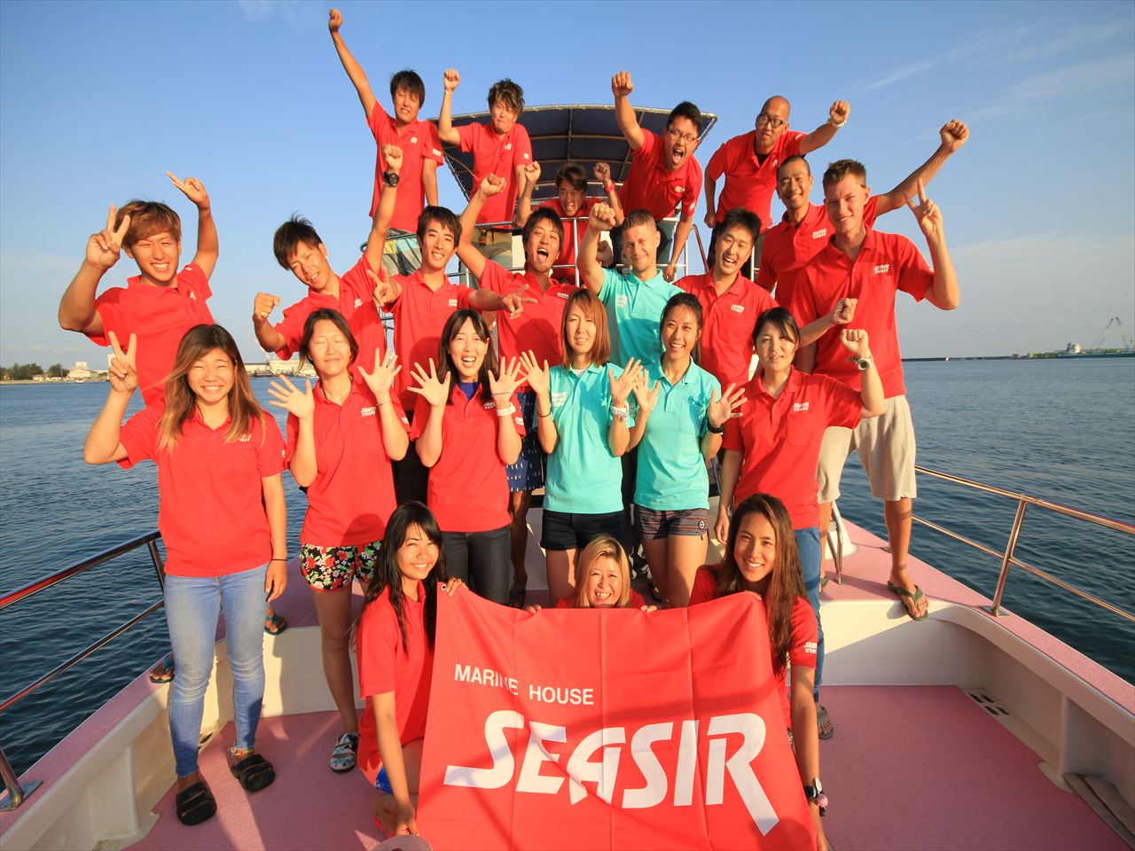 潜りシーサー 潜りシーサー