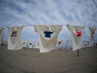 砂浜美術館
