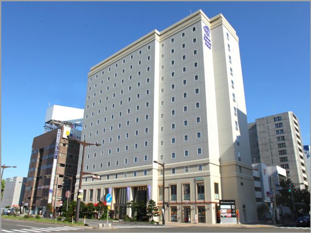ダイワロイネットホテル札幌すすきの 外観(昼)