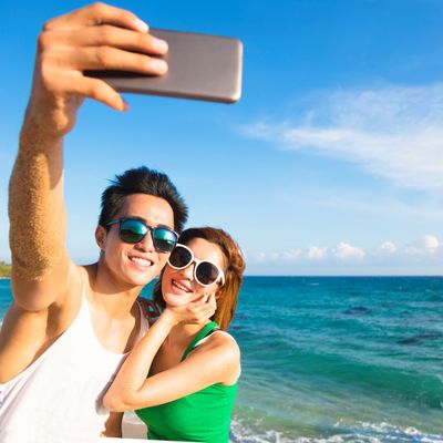 カップルの距離が0cmになる 沖縄3泊4日デートコースイメージ