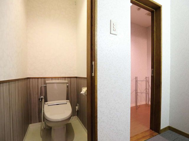 ホテルエリアワン高知 グループルーム　トイレ