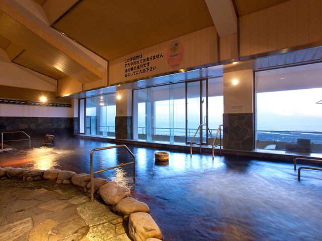 ホテル青島サンクマール 大浴場