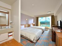 靴を脱いで過ごせる客室の画像