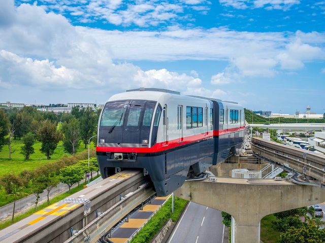 バス停や駅に近いイメージ