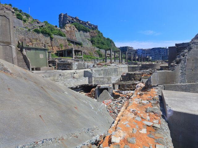 歴史を感じる世界遺産の島を見学イメージ