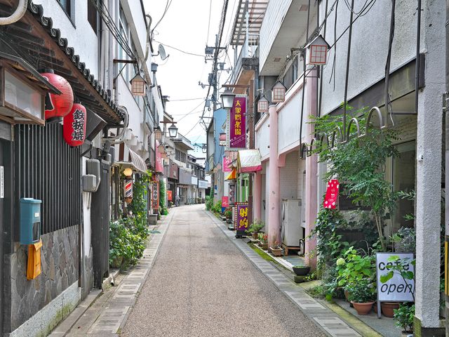 温泉街イメージ