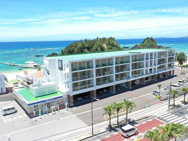 KARIYUSHI LCH RESORT on The Beachイメージ