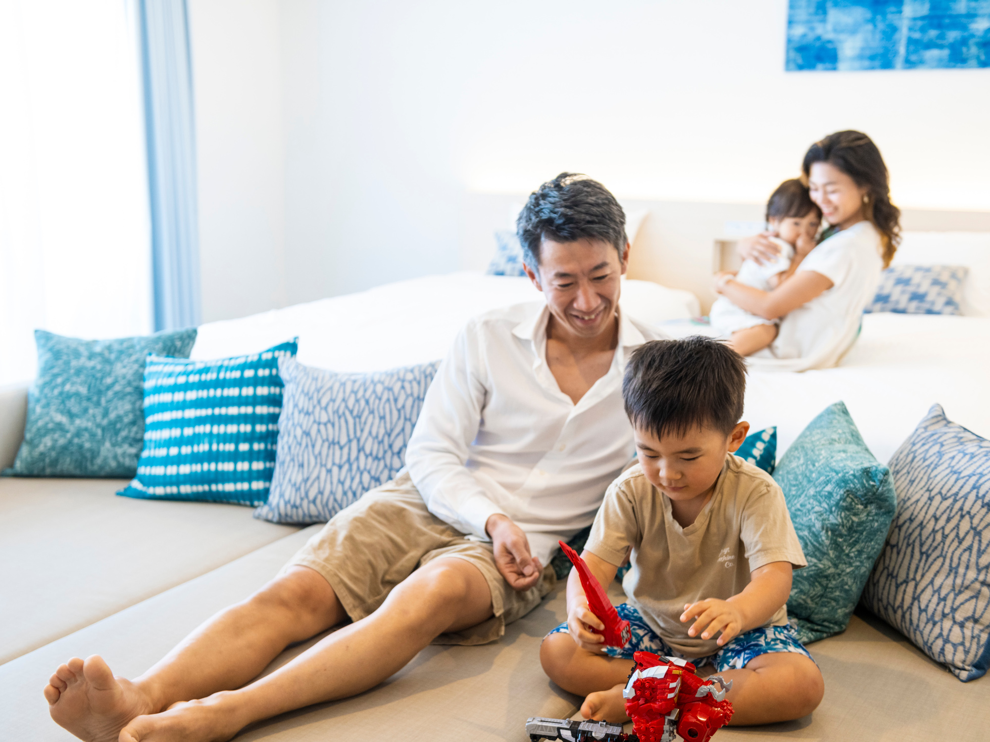 子ども連れ家族のイメージ