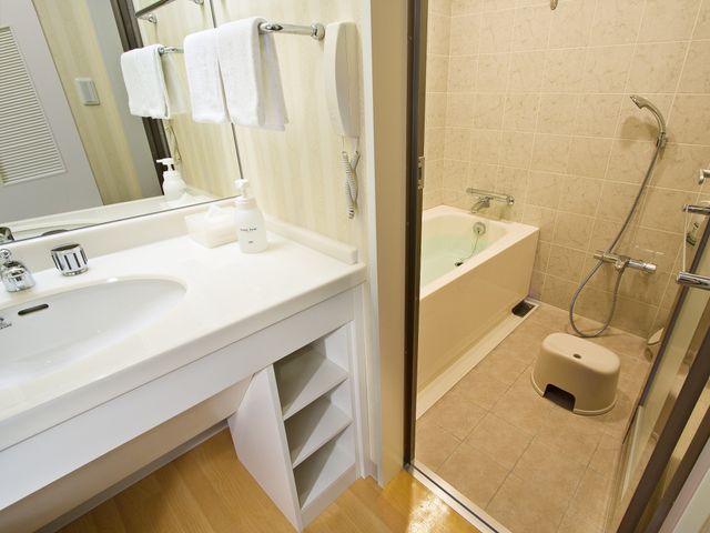 ホテルエミオン東京ベイ 洗い場付きバスルーム（例）