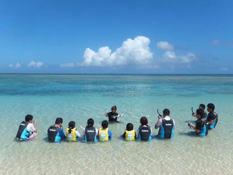 【はての浜】シュノーケリングツアー　グラスボートに乗って砂浜でできた無人島「はての浜」へ！