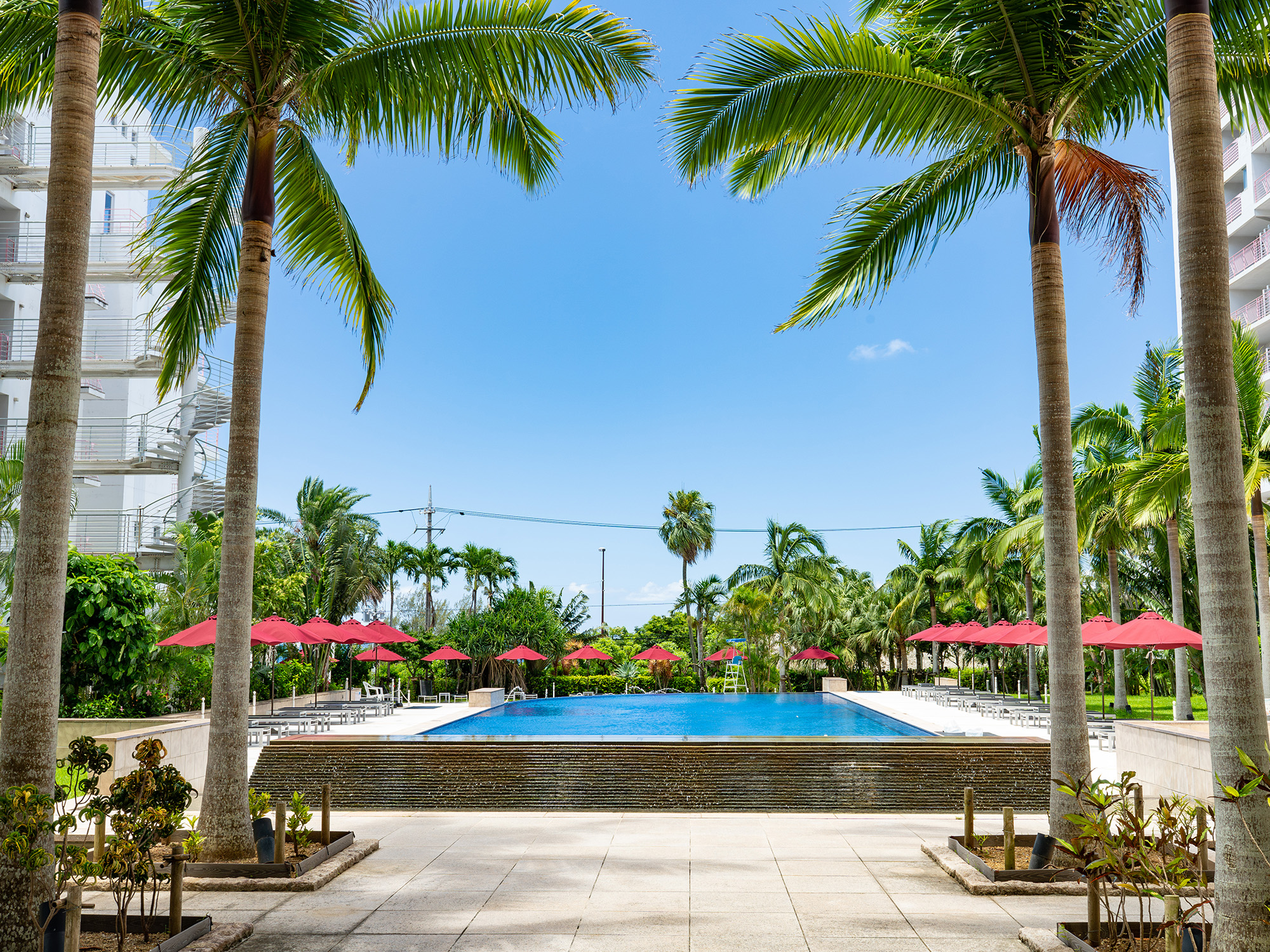 ホテルマハイナウエルネスリゾートオキナワ - 宿泊予約・飛行機付き