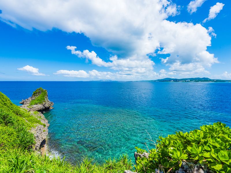 真栄田岬（青の洞窟）の絶景イメージ