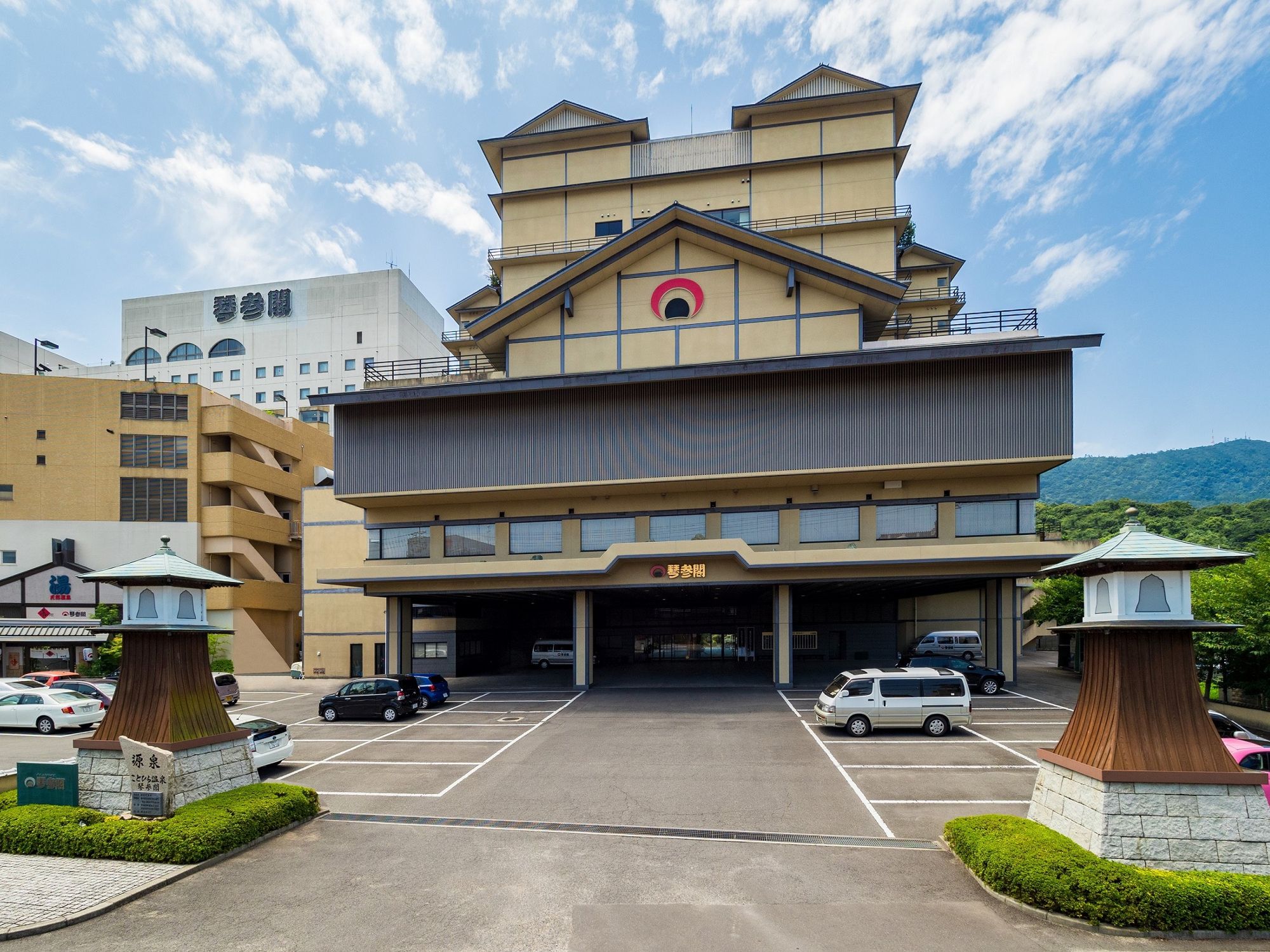 240325145532_exterior.JPG