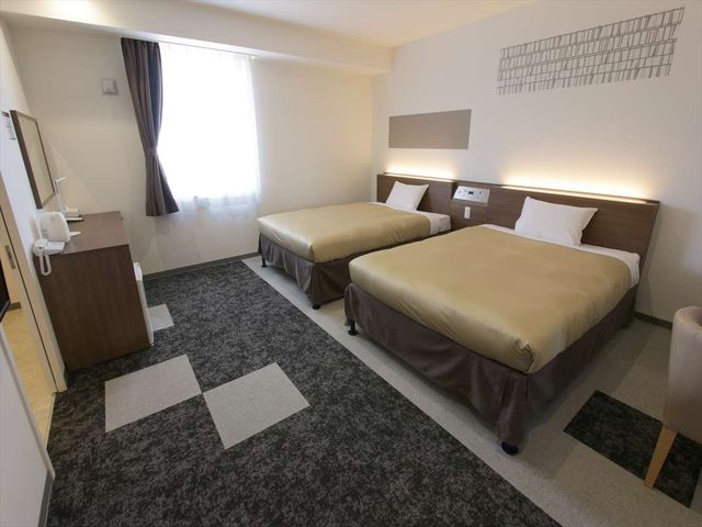 ホテルニューガイア西熊本駅前 【電子タバコ可】ツインルーム　30㎡