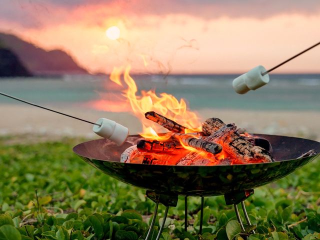 18:00 夕食・焚火タイムイメージ