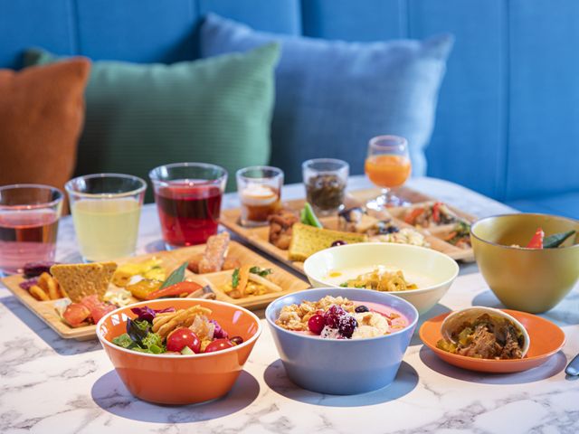 TWIN-LINE HOTEL YANBARU OKINAWA JAPAN レストラン・朝食イメージ