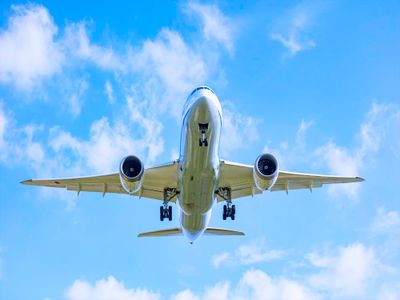 往復飛行機＋ホテル1泊イメージ