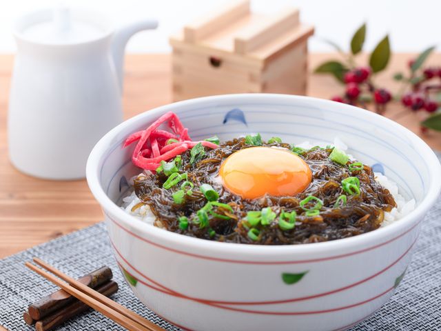 12:30｜昼食『海岸通り』（茶花）イメージ