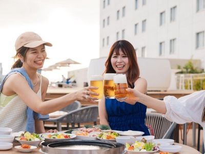 プールサイドBBQが“無料” ノボテル沖縄那覇イメージ