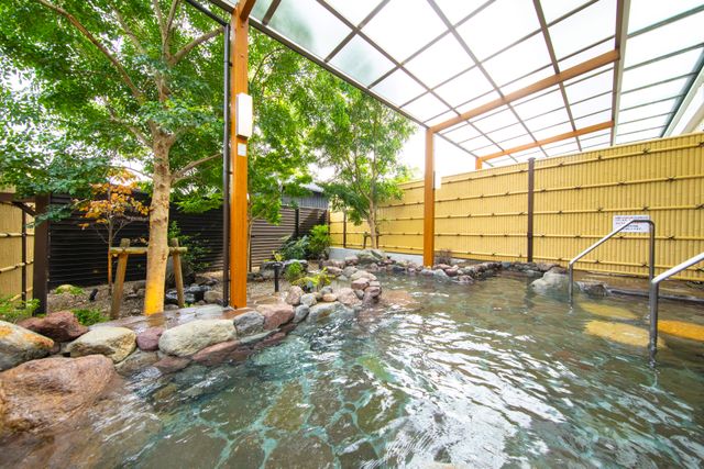 別府温泉　灯りの宿　燈月 女湯露天