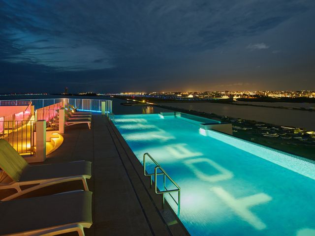 STORYLINE瀬長島 インフィニティプール