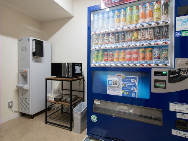 ベッセルホテル広島平和大通り 自動販売機