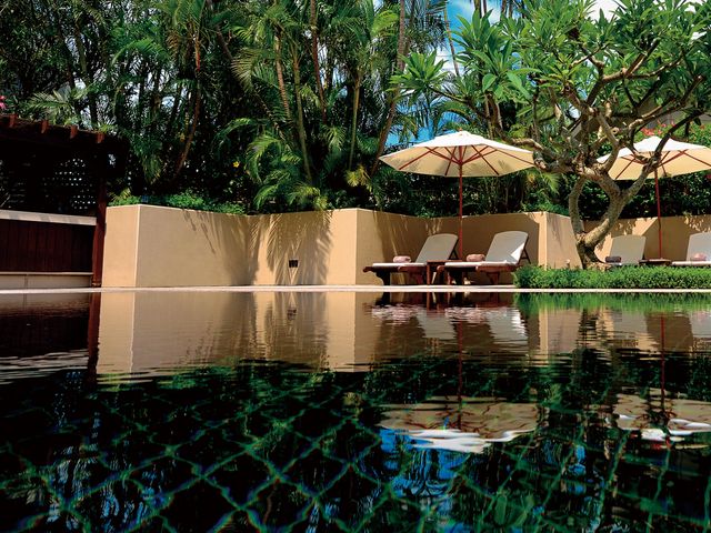 ザ・ナハテラス プール