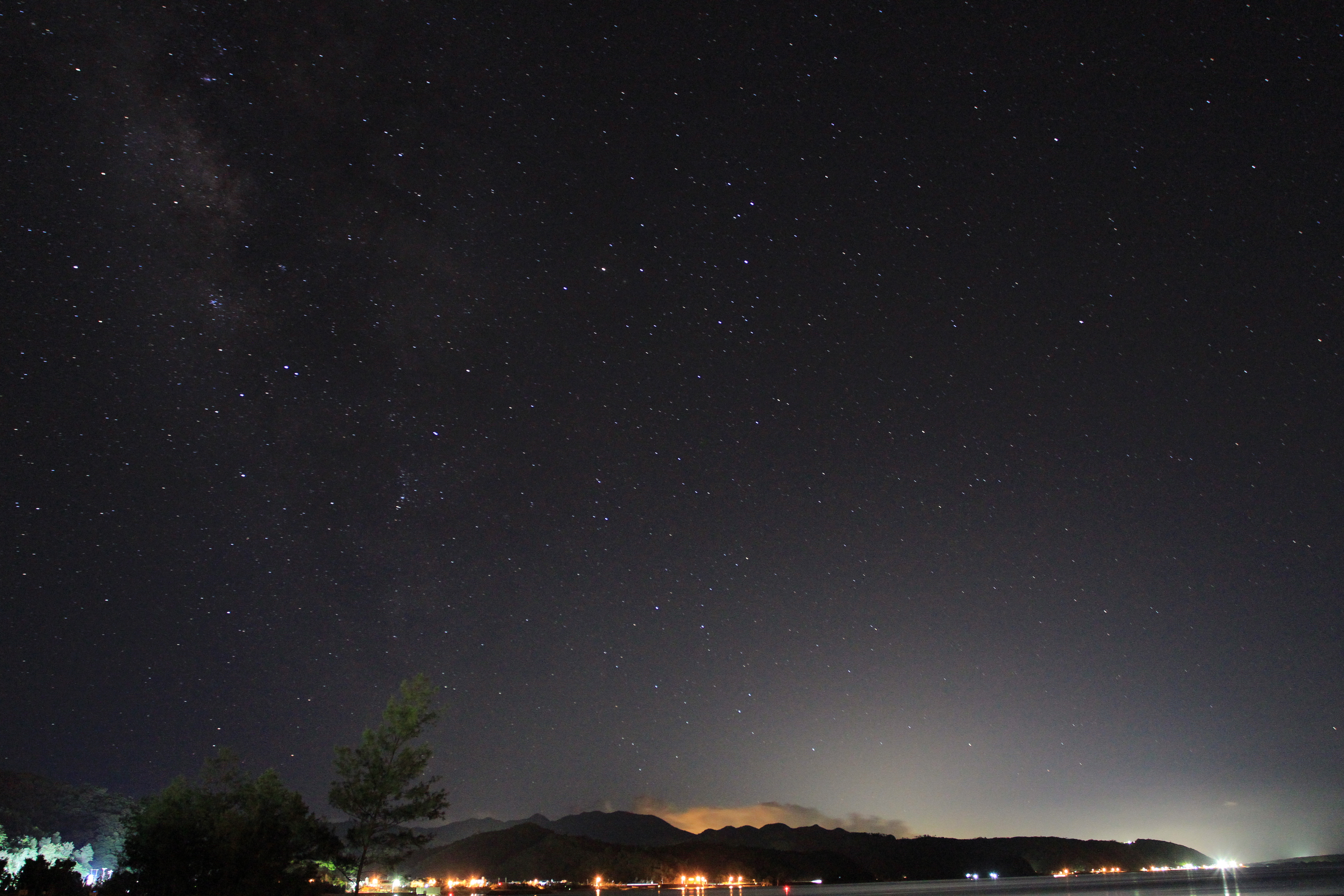 空気の澄んだ冬のオクマの星空