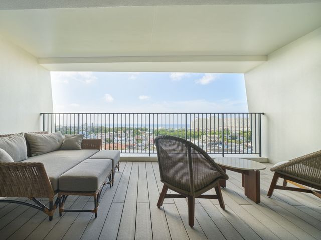 BLISSTIA SUITES＆RESORT 沖縄恩納村 スーペリアスイート（バルコニー）